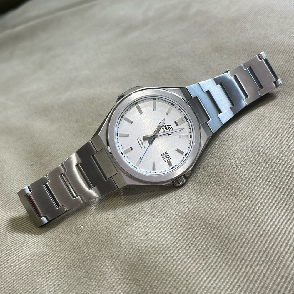 SOLD Silver men’s Casio Edifice NWOT size 45mm
